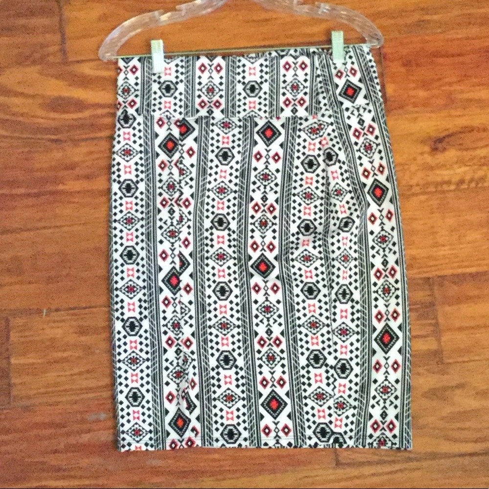 Women's patterned pencil skirt‎
